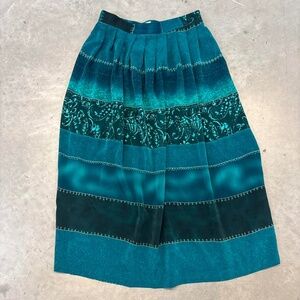 Vintage Paisley teal maxi skirt with elastic waistband and pleats